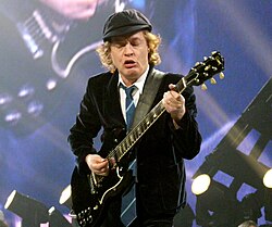 Portrait de Angus Young